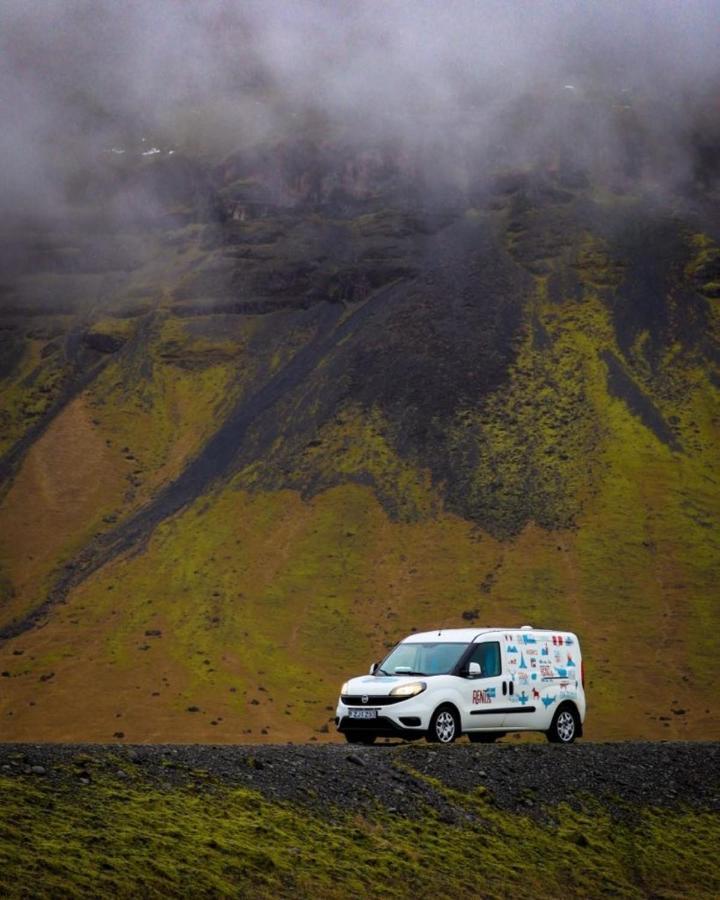 Hotel Rent Campervans Keflavík Exterior foto